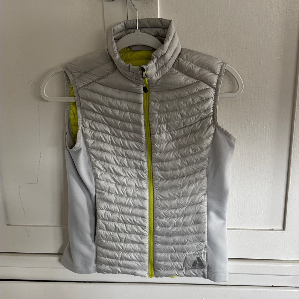 Eddie Bauer Expedition Outfitter Women's Microtherm Down Vest Small